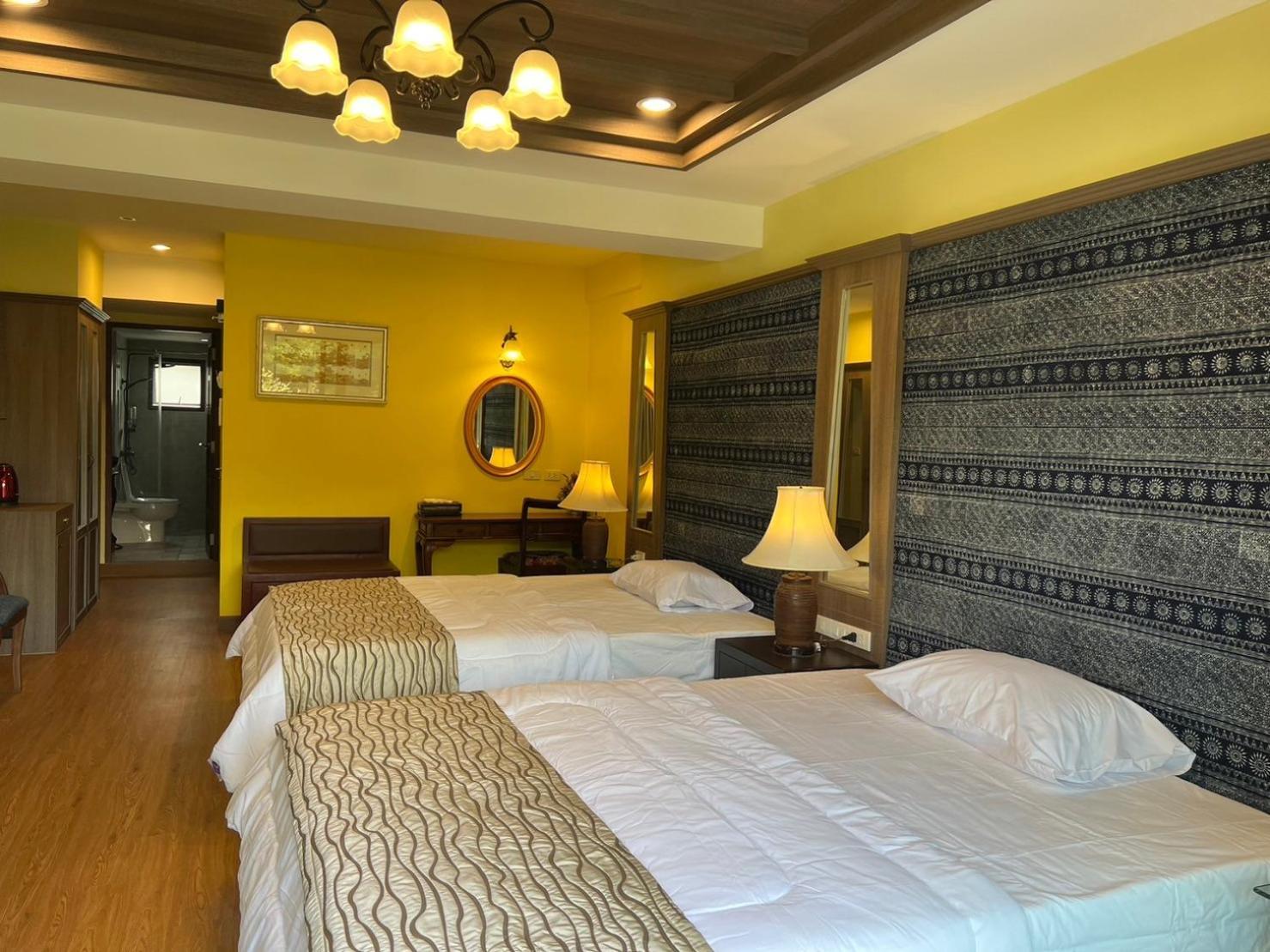 Quinstel Hostel Bangkok Buitenkant foto
